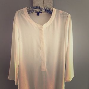 Express cream blouse with zipper